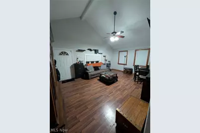 852 Kenilworth Avenue SE, Warren, OH 44484 - Photo 2