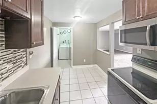 9640 Cove Dr, North Royalton, OH 44133 - Photo 8