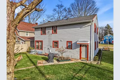 267 Butler Road NE, Warren, OH 44483 - Photo 8