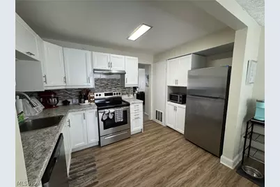 33661 Kenilworth Road, Eastlake, OH 44095 - Photo 6