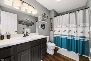 637 Hunters Trail, Akron, OH 44313 - Photo 14