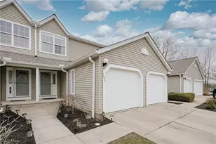1695 Red Maple Ct, Streetsboro, OH 44241 - Photo 2