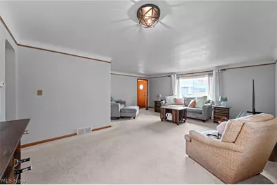 13406 Lakewood Heights Boulevard, Oakwood, OH 44107 - Photo 6