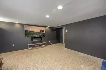 869 Packard Drive, Akron, OH 44320 - Photo 20