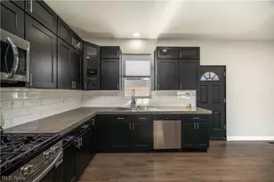 807 E 3rd St, Salem, OH 44460 - Photo 10