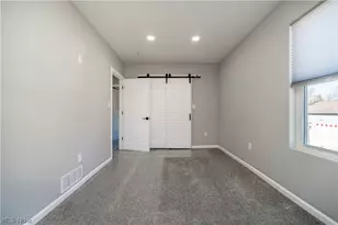 807 E 3rd St, Salem, OH 44460 - Photo 20