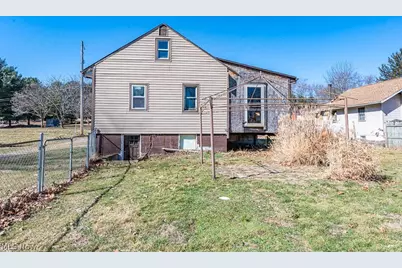 3236 Young Avenue NW, Massillon, OH 44647 - Photo 10