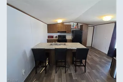 135 Inglewood Place, Elyria, OH 44035 - Photo 10