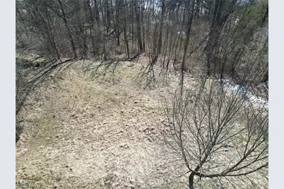 6579 Hathaway Road, Valleyview, OH 44125 - Photo 4