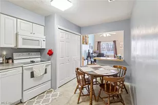 9024 Portage Pointe Dr, Streetsboro, OH 44241 - Photo 12