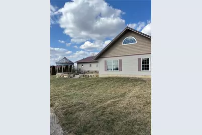 6050 Township Road 606, Fredericksburg, OH 44627 - Photo 8