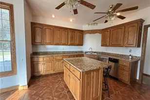 411 Petrick, Mingo Junction, OH 43938 - Photo 8