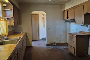 1093 E Schaaf Rd, Independence, OH 44131 - Photo 6