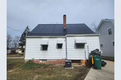 18990 Raymond Street, Maple Heights, OH 44137 - Photo 8