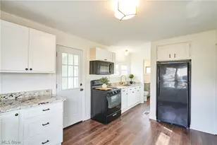 3248 State St NW, North Canton, OH 44720 - Photo 2