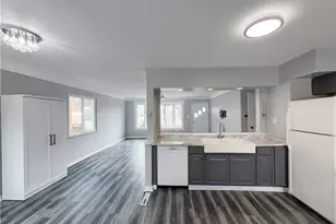 18715 Libby Rd, Maple Heights, OH 44137 - Photo 8