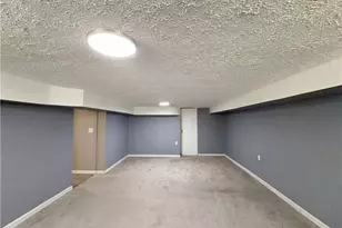 18715 Libby Rd, Maple Heights, OH 44137 - Photo 14