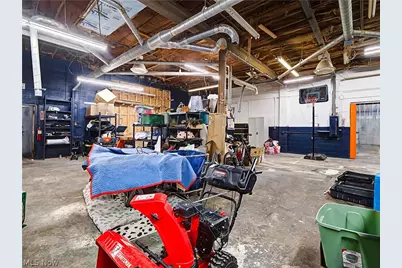 37931 Vine Street, Willoughby Hills, OH 44094 - Photo 48