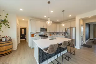 8810 Leatherleaf Dr, Columbia Station, OH 44028 - Photo 12