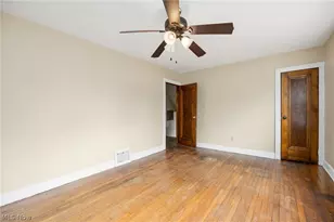 31 Medford Ave, Akron, OH 44310 - Photo 20