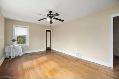 31 Medford Avenue, Akron, OH 44310 - Photo 18