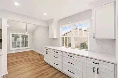 36988 Clearway Drive, Eastlake, OH 44095 - Photo 12