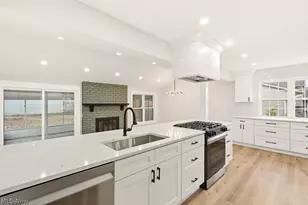 36988 Clearway Dr, Eastlake, OH 44095 - Photo 8