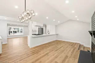 36988 Clearway Dr, Eastlake, OH 44095 - Photo 16