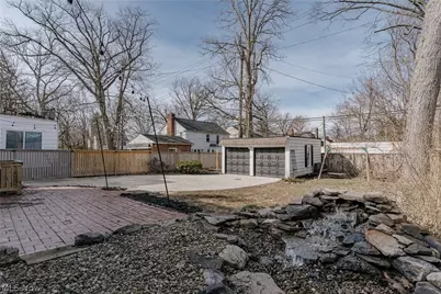 19419 Scottsdale Boulevard, Huber Heights, OH 44122 - Photo 42