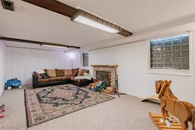 19419 Scottsdale Boulevard, Huber Heights, OH 44122 - Photo 36