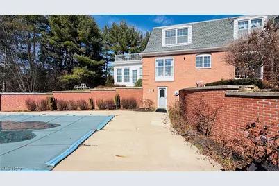 2950 Ash Meadows Boulevard, Zanesville, OH 43701 - Photo 4