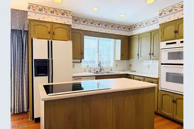 2950 Ash Meadows Boulevard, Zanesville, OH 43701 - Photo 16