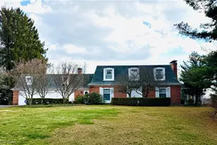 2950 Ash Meadows Blvd, Zanesville, OH 43701 - Photo 1