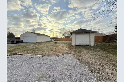 837 Eastland Avenue, Akron, OH 44305 - Photo 4