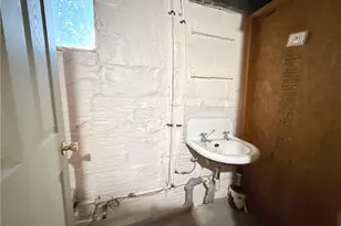 837 Eastland Ave, Akron, OH 44305 - Photo 32