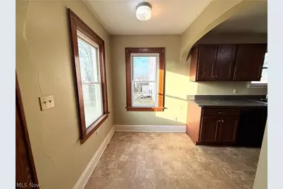837 Eastland Avenue, Akron, OH 44305 - Photo 14
