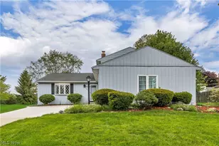 1913 Alcott Ln, Brunswick, OH 44212 - Photo 2