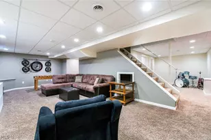 195 Willow Bend Dr, Canfield, OH 44406 - Photo 34