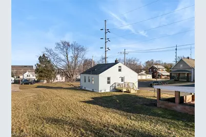 1653 Bedford Avenue SW, Canton, OH 44706 - Photo 12
