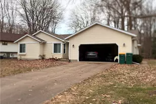 9136 Richards Dr, Mentor, OH 44060 - Photo 2