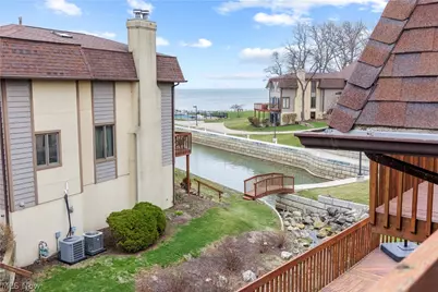 4613 Compass Rose #10, Vermilion, OH 44089 - Photo 8