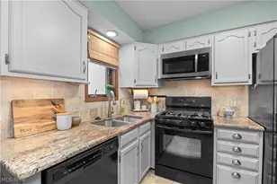 4613 Compass Rose, Vermilion, OH 44089 - Photo 6