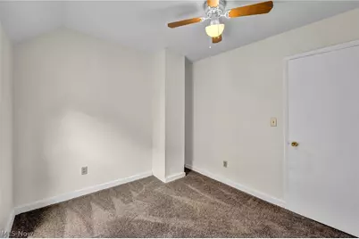 1023 W Washington Avenue, Lorain, OH 44052 - Photo 24