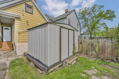 1023 W Washington Avenue, Lorain, OH 44052 - Photo 34