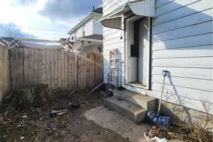 1027 Adams St, Coshocton, OH 43812 - Photo 18