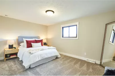 1661 Devonshire Drive, Brunswick, OH 44212 - Photo 14