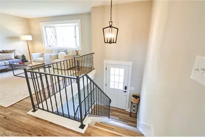 1661 Devonshire Drive, Brunswick, OH 44212 - Photo 4