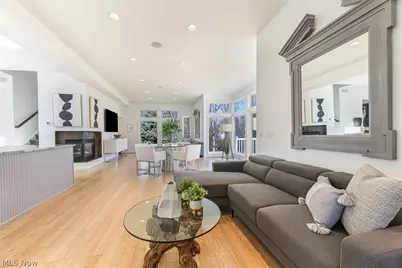 279 Tinkers Trail, Aurora, OH 44202 - Photo 4