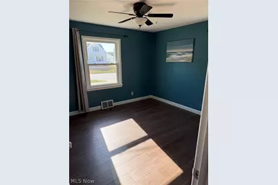 30401 Mildred Drive, Willowick, OH 44095 - Photo 8