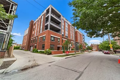 2044 Random Road #101, Loveland, OH 44106 - Photo 2